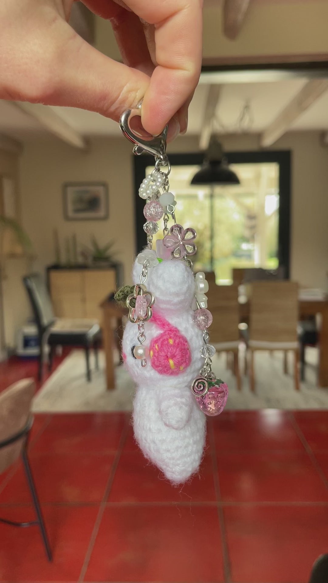 Porte-clé lapin fraise